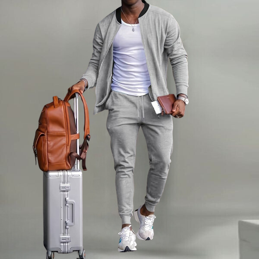 Sinatra™ - Trendy ensfarvet sportsoutfit